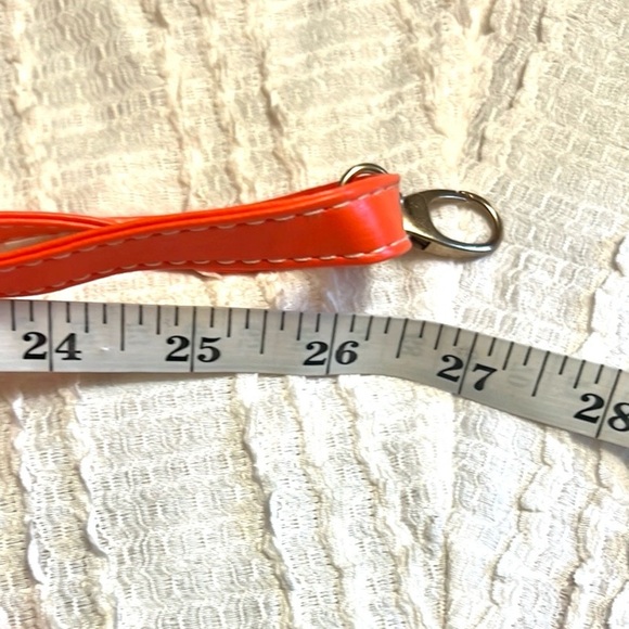 NEW,Mrs. Crabs,Novelty Crab-Shaped Vibrant Orange Bag, NEW, Comes W/Strapš¦ - Picture 10 of 10